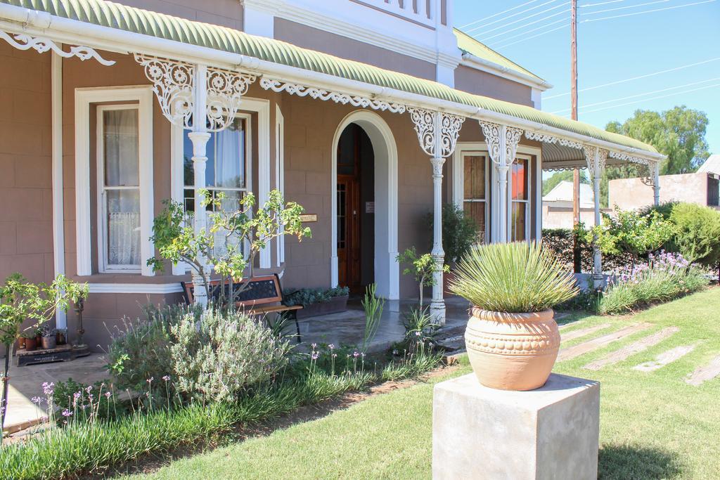 Carmel Villa B&B Or Self-Catering Calvinia Exterior foto