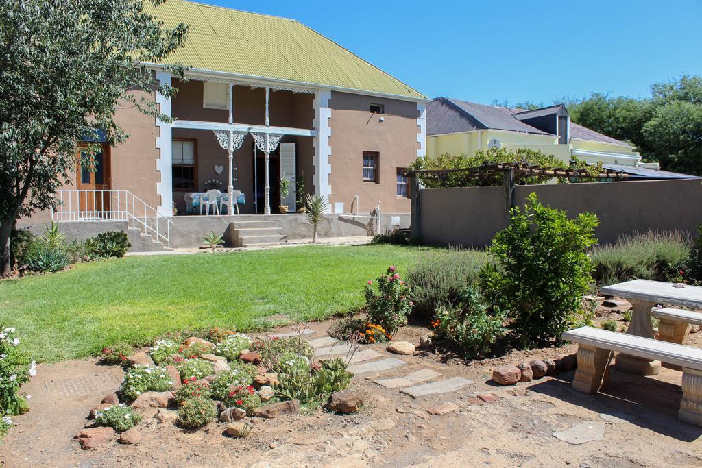 Carmel Villa B&B Or Self-Catering Calvinia Exterior foto